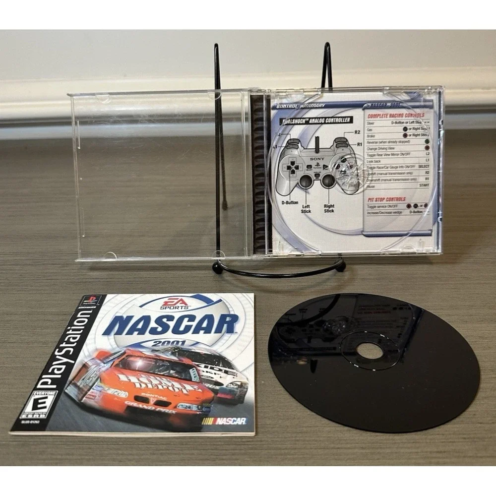 PS1 NASCAR Games Lot‎ - NASCAR 98 CIB, NASCAR 99 (No Manual), NASCAR 2001 CIB
